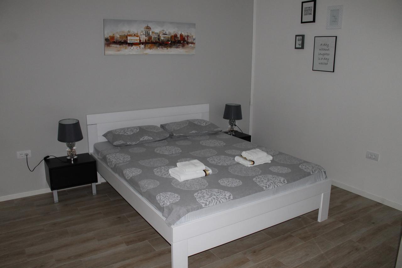 Apartments Grgurevic Котор Екстериор снимка