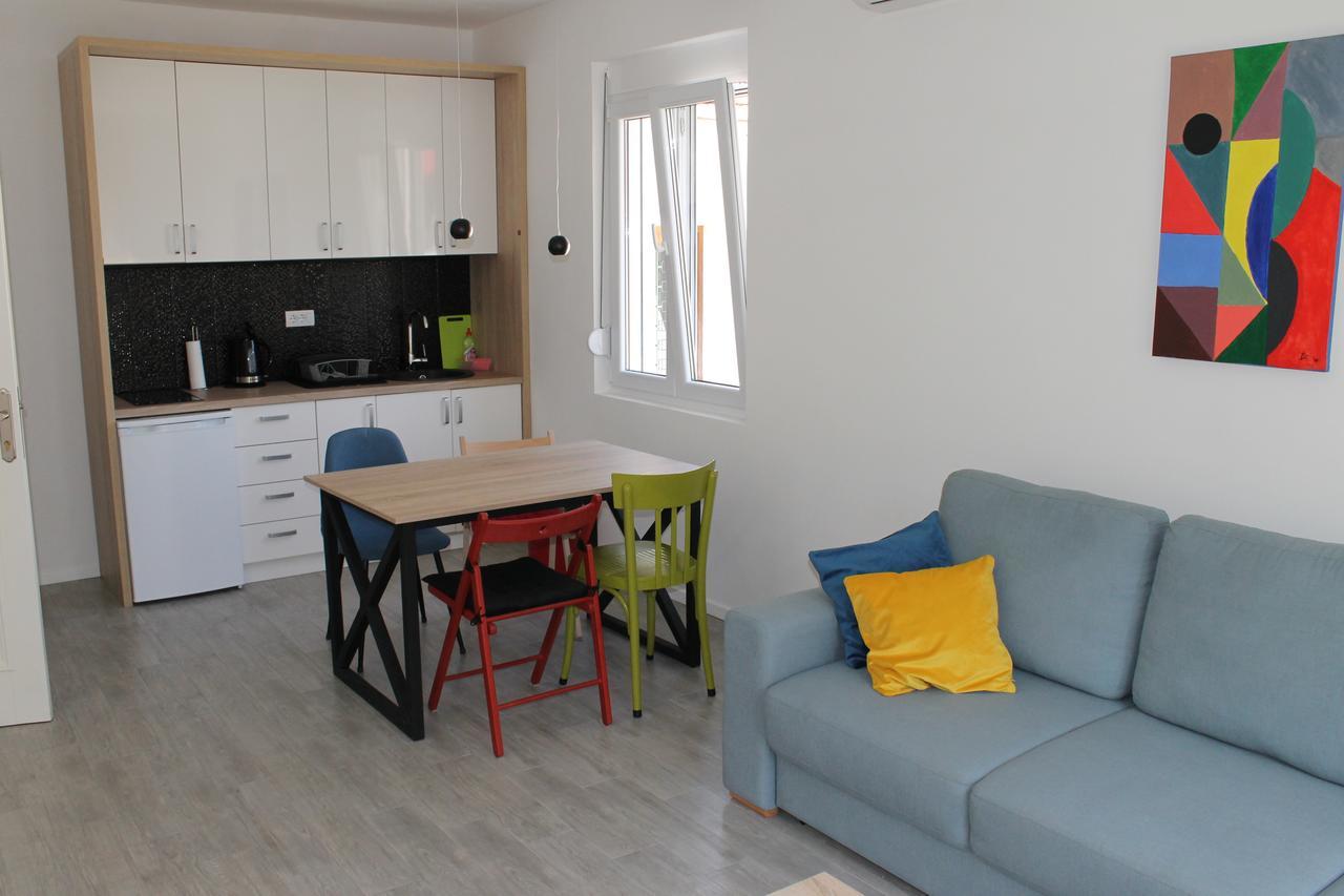 Apartments Grgurevic Котор Екстериор снимка