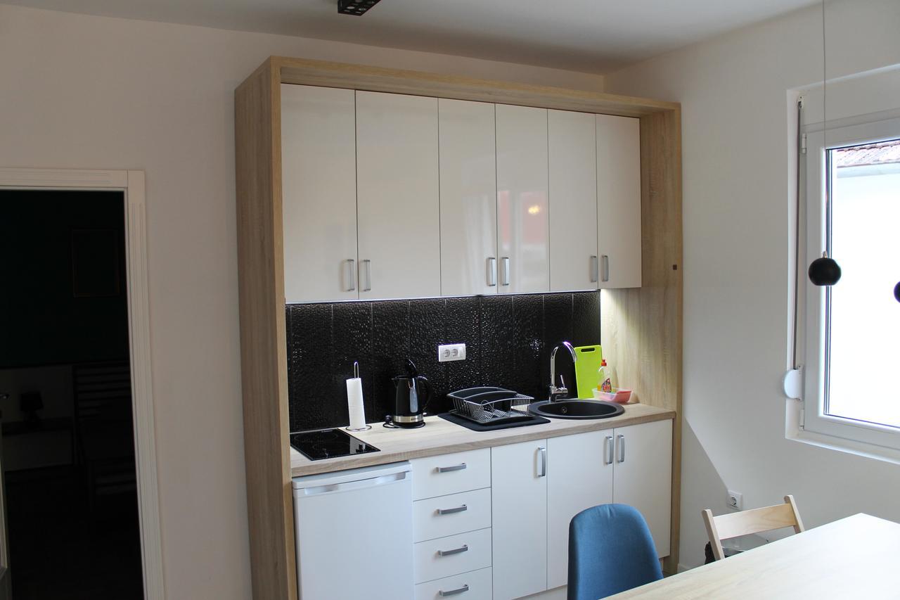 Apartments Grgurevic Котор Екстериор снимка