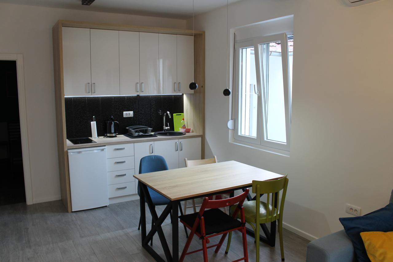 Apartments Grgurevic Котор Екстериор снимка