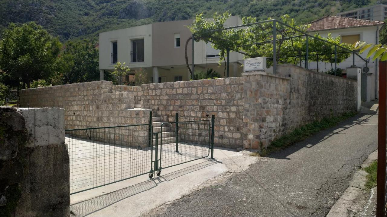 Apartments Grgurevic Котор Екстериор снимка